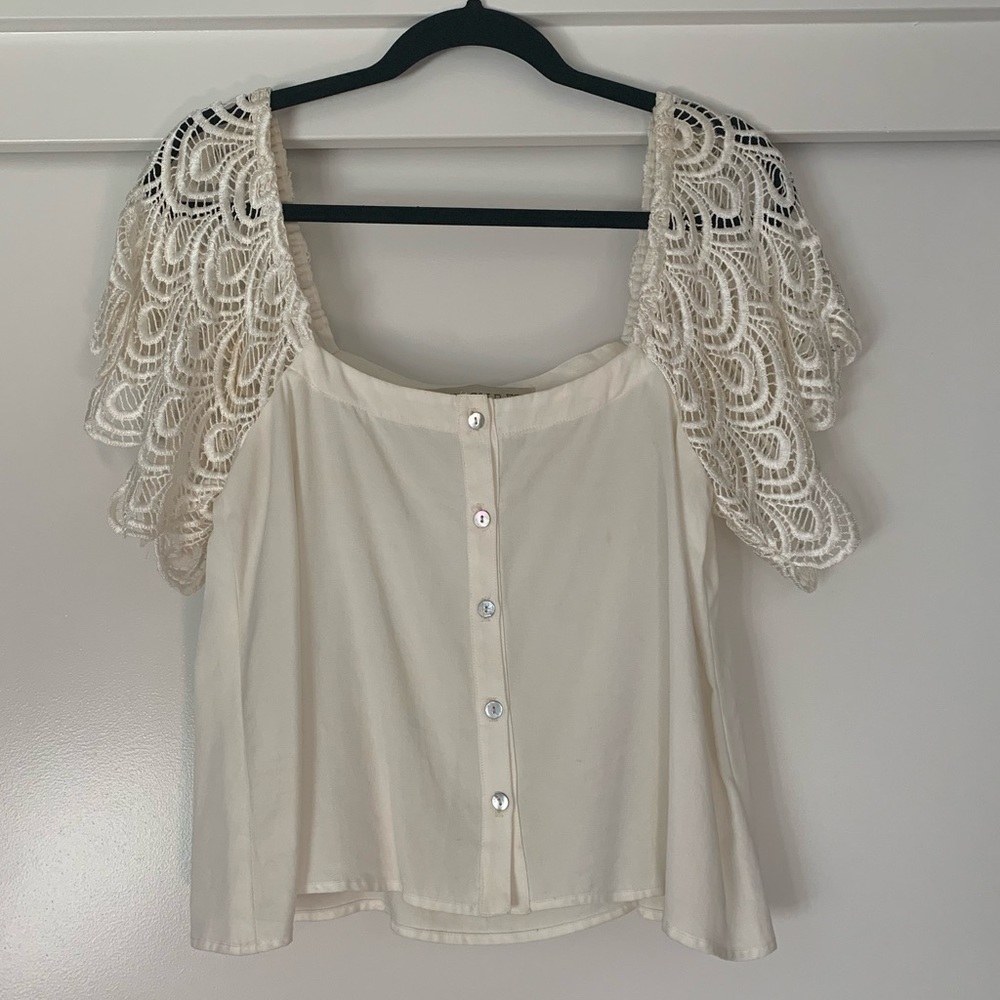 Stone Cold Fox lace sleeve crop top